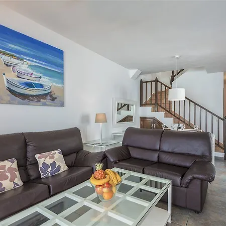 Puerto Rubicon Villa
